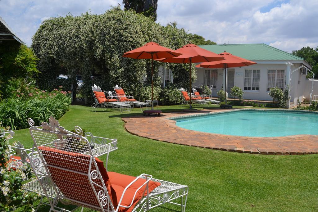 A Tapestry Garden Guest House Potchefstroom Eksteriør bilde